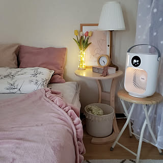 RoomClipショッピングで買える！サイドテーブル「LOTUS（ロータス）」