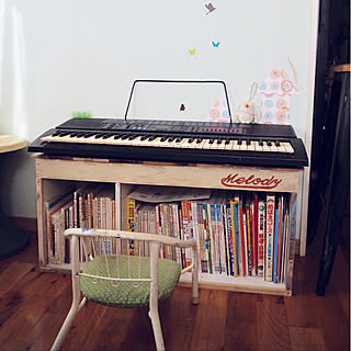 縦置きとは違う魅力と使い心地！カラーボックス横置き活用法10選