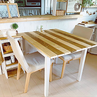 イメージどおりの机を作ってみませんか?机のDIY実例集