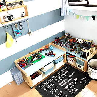細かいパーツも完成品も☆レゴをお部屋の中で収納する方法