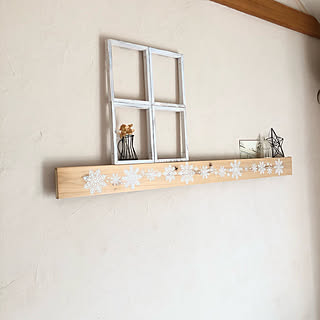 「フォトフレーム×4ですぐできる、シャビーな窓枠風アイテムのレシピ」 by Glassさん