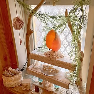 貼る場所を探したくなっちゃう♡100均ガラスシート活用例