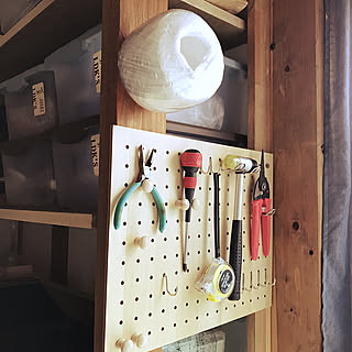 見せる収納＆浮かせる収納を手軽に実現！ダイソーのパンチングボードを活用した収納アイデア集