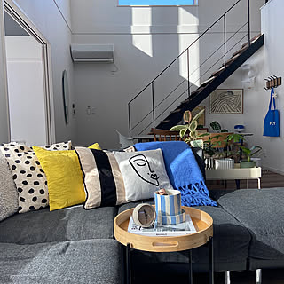 ファッショナブルでインテリアがあか抜ける!H&M HOMEのアイテム実例