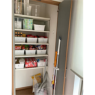 「扉や引き出しを使いこなす！なだれ知らずの隠す収納」 by bubueさん