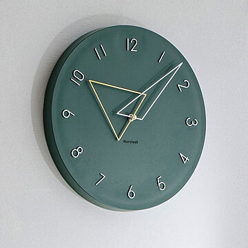 壁掛け時計 時計 おしゃれ かわいい トライアングル スイープムーブメント Kolmio コルミオ ウォールクロック 北欧 デザイン ダイニング リビング シン