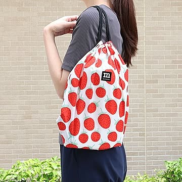 マリメッコ マンシッカ スマートサック グリーン/オフホワイト/レッド marimekko MANSIKKA