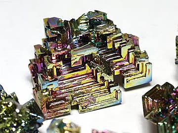 在庫限り】ビスマス結晶 レアメタル 200g 迷宮と階段 結晶 高品質 天国