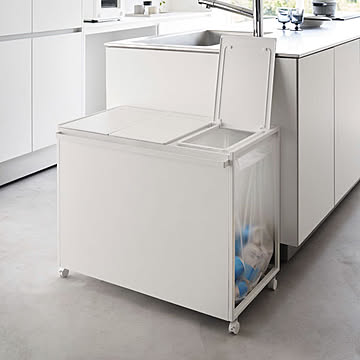 山崎実業 蓋付き目隠し分別ダストワゴン タワー 45L 3分別 tower