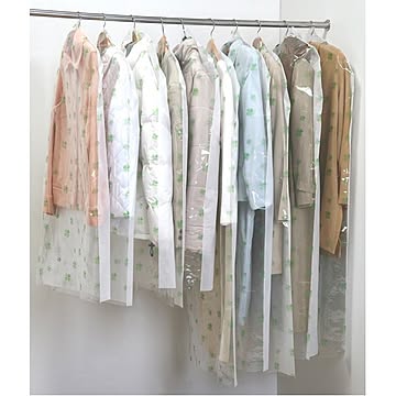 ティッシュ式洋服カバー50枚セット（クローバー柄）