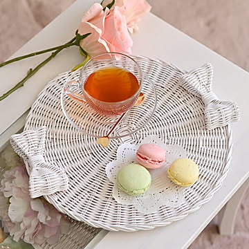 ホワイトラタン ディスプレイトレイ ホワイト 白 ホワイトインテリア 韓国インテリア 雑貨 かわいい おとな可愛い おしゃれ インテリア トレー リボン トレイ テーブルウェア お盆【OG】