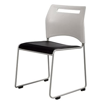 スチール製 スタッキング可 ブラック合皮ミーティングチェア 幅515×奥行555×高さ775mm