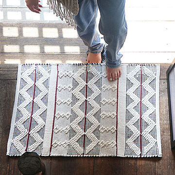 萩原 手織りマット サラル ナチュラル4柄 アグリ 約50×80cm