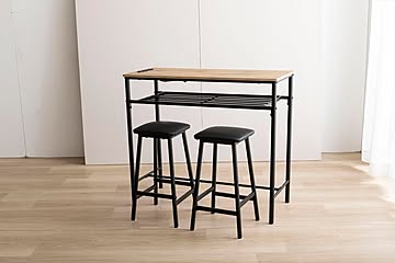 「本格木目調×アイアン」が落ち着いた上品さを演出するカウンターテーブルセット