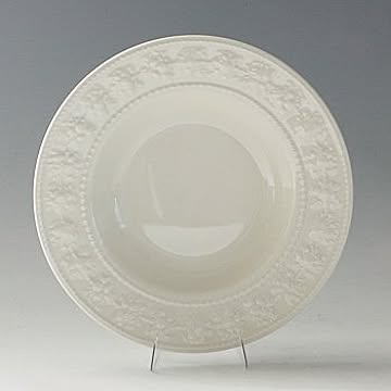 ウェッジウッド　フェスティビティ・アイボリー　スーププレート23cm　Wedgwood　イギリス　洋食器　ブランド