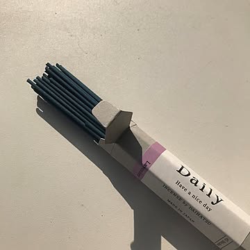 お香　Daily INCENSE（45本入）　セージ、イランイラン、ラベンダー、ゼラニウム、ティーツリー、ひのき、白檀