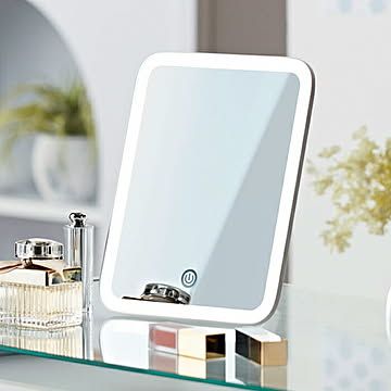 LEDライト メイクアップミラー YBM-1730 幅18x奥行5x高さ23.2cm 岩附