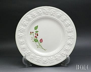 ウェッジウッド フェスティビティ プレート 21cm WEDGWOOD