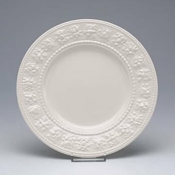 ウェッジウッド　フェスティビティ・アイボリー　プレート21cm　イギリス　洋食器　ブランド