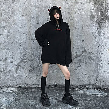 【在庫限り】パーカー 悪魔の羽根 韓国ファッション ビッグシルエットパーカー 春 秋 冬 長袖 ジャージ生地 小悪魔 ロング丈パーカー トップス プルオーバー フード付き