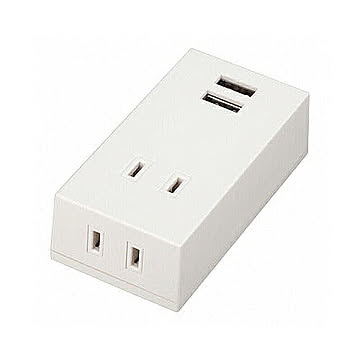 YAZAWA フロントタップ型2AC+2USB2.1Aホワイト Y02FS400WH2U 管理No. 4966307284566
