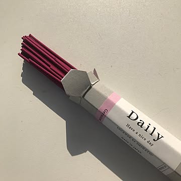 お香　Daily INCENSE（45本入）　セージ、イランイラン、ラベンダー、ゼラニウム、ティーツリー、ひのき、白檀