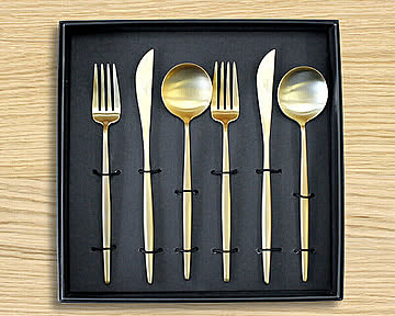 クチポール ムーンマット ゴールド ディナー6点セット  Cutipol MOON MATT GOLD