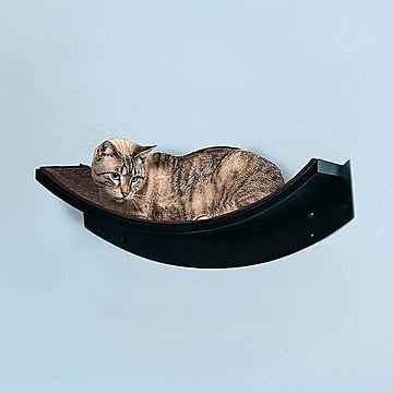 キャットタワー おしゃれ 海外　アメリカRefined Feline リファインドフィーライン　ロータスリーフキャットシェルフ　エスプレッソ