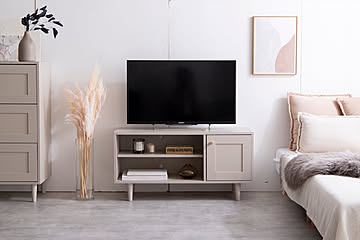 海外インテリア風のテレビボード