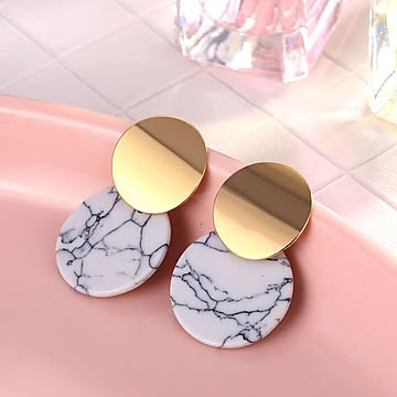 ピアス 大理石柄 ピアス 両耳用 ２個セット ゴールド レディース ユニセックス フォーマル アクセサリー ジュエリー スタイル シンプル お洒落アイテム  ストリート
