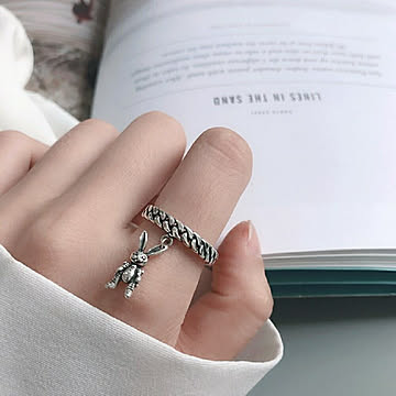リング　指輪　ラビットチェーンリング ウサギ ラビット rabbit ウサちゃん 兎 うさぎ ウサギ指輪 ウサギリング 動物モチーフ 指輪 女性