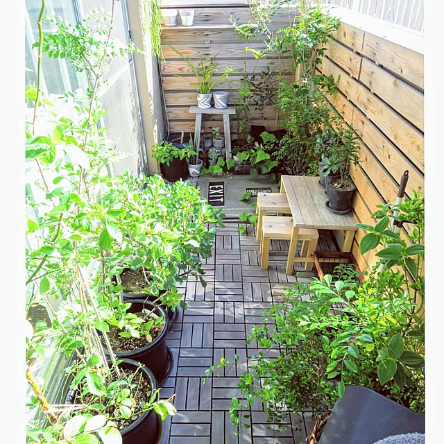 おすすめベランダdiy100選 Roomclip Mag 暮らしとインテリアのwebマガジン