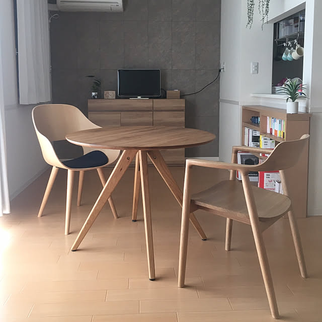 ナチュラルインテリア,オーク,Roundish chair,HIROSHIMAアームチェア,マルニ木工,Overview,デザイナーズチェア,デザイナーズ家具,深澤直人 Yuuの部屋