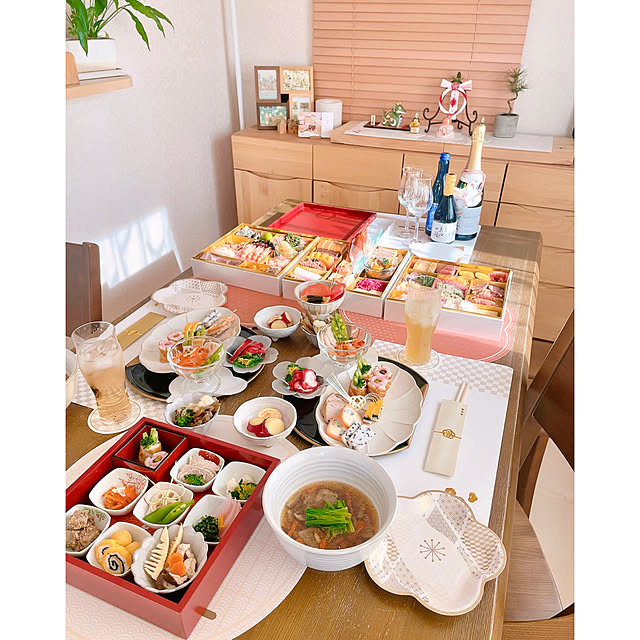 Kitchen,お雑煮,あたたかい料理,ナチュラル,ダイニング,雑貨,リビングダイニング,ナチュラルインテリア,お正月,お正月飾り,干支の置物,重箱,お正月雑貨,お正月ディスプレイ,お正月インテリア,LDK,テーブルコーデ,建売住宅,犬のいる暮らし,おせち&お雑煮,おせち,おせち料理 rinoの部屋