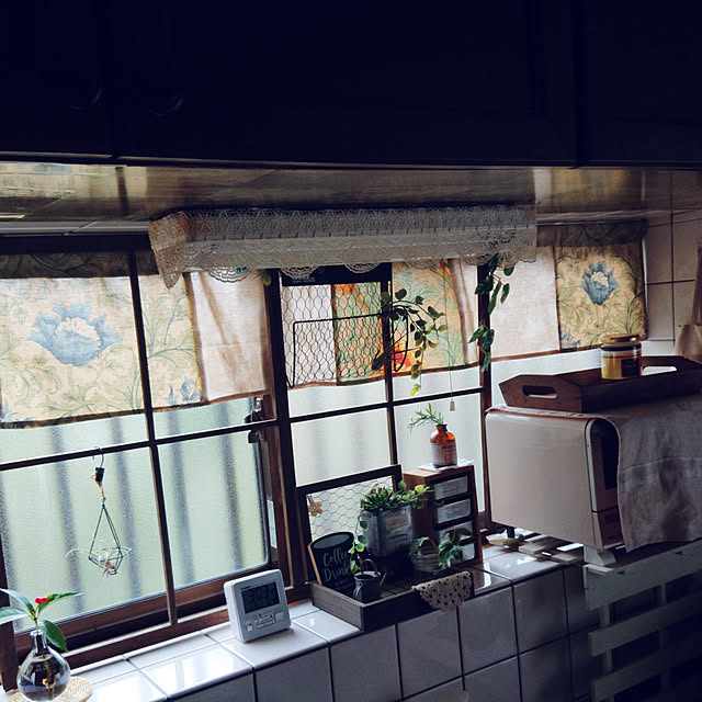 Kitchen,ハンドメイド,古い家を何とかする,見て下さってありがとうございます♡,カフェカーテン手作り,窓枠風DIY taeko0779の部屋