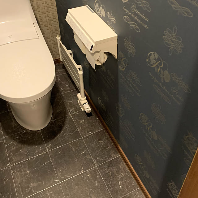 リリカラクロス,LIXILトイレ,床材,Bathroom mikeume7の部屋