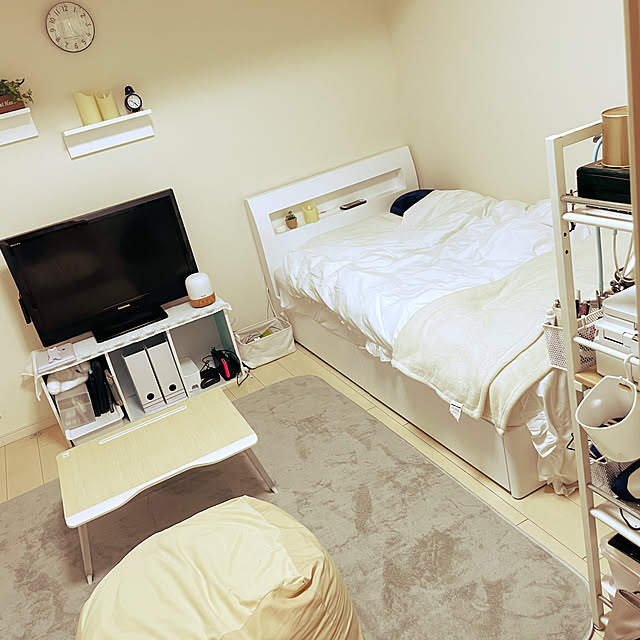 正方形の部屋,6畳インテリア,6畳,100均,雑貨,一人暮らし,ホワイトインテリア,Overview amiの部屋