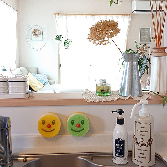 Kitchen,ヘビロテ商品,いつもいいねありがとうございます♡,なかなか訪問できずｺﾞﾒﾝﾅｻｲ,体調不良,のちほどゆっくりお邪魔します(*^^*),ドライフラワーのある暮らし,紫陽花ドライ,アナベル,コーナン,ナチュラルキッチン,ダイソー,ニトリ,キュキュットクリア除菌,キッチンソープボトル,丸いスポンジ,ハーバリウム yellowflowerの部屋