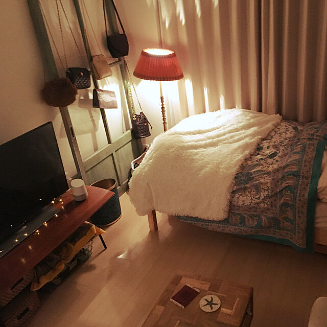 Bedroom,ベッド,間接照明,テレビボード,照明,ヴィンテージ家具,ドア Aiの部屋