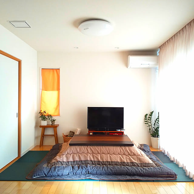 こたつ布団,こたつのある部屋,イケヒコ,ヒコラー,ゆかり,冬支度,コタツ,ありがとうございます,ローデスク,香川こたつ,ローテーブル,ブラウン,ベージュ系,コタツ布団,和室,和モダン,ブラウン系,川島織物I'm,こたつ,Lounge rikkyの部屋