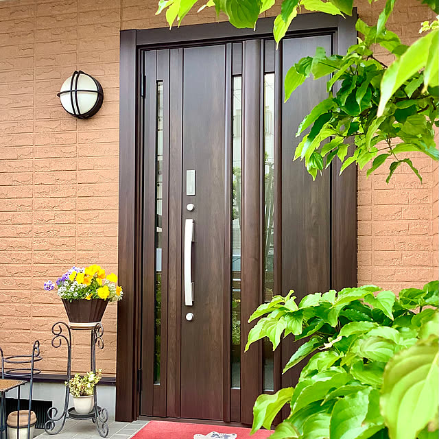 Entrance,Familock,リシェント3,玄関ドアリフォーム,LIXIL玄関ドア,親子ドア,クリエダーク,LIXIL,断熱ドア,親子ドアLIXIL,ファミロック haruminの部屋