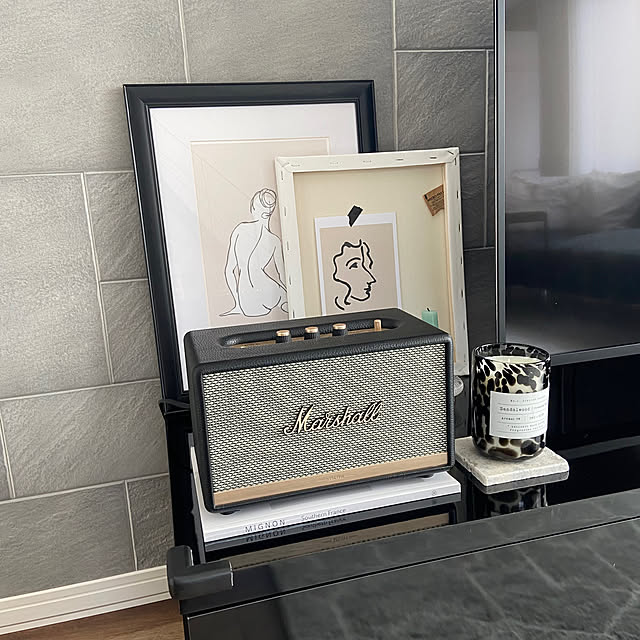H&M HOME,hmhome,フライングタイガー,キャンドルのある暮らし,音楽のある暮らし,Marshall,リラックスタイム,海外インテリアに憧れる,おうち時間,子どもと暮らす,ホテルライクに憧れる,エコカラット,RoomClip運営チームの皆様に感謝♡,アート,アートのある暮らし,モノトーン,On Walls kahomeの部屋