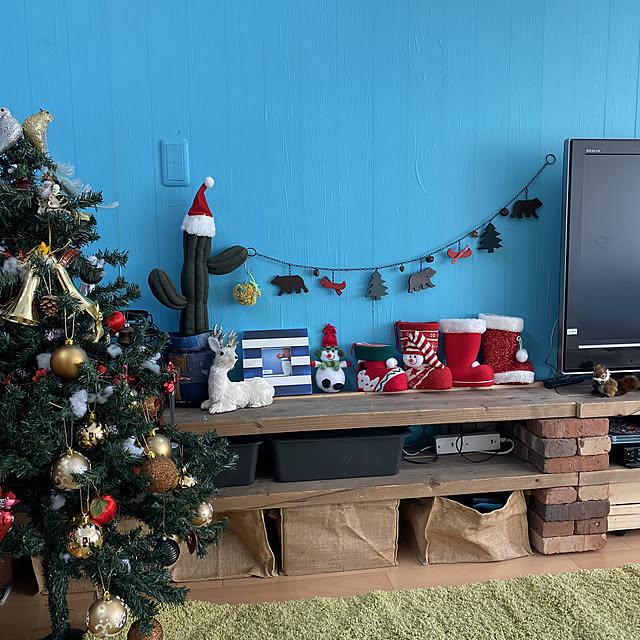 クリスマスディスプレイ,ニトリ,レンガ,水色の壁,子供のいる暮らし,My Shelf saorinnの部屋
