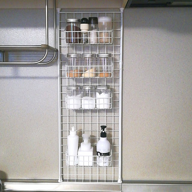 おすすめつっぱり棒70選 ニトリ ダイソーなど Roomclip Mag 暮らしとインテリアのwebマガジン