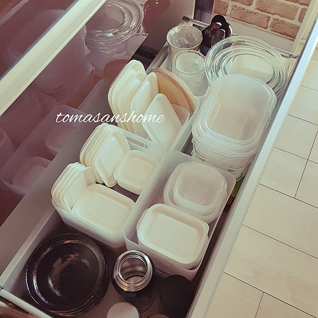 Kitchen,食器棚引き出し収納,タッパー収納,水筒置き場,ホームコーディタッパー,DAISO収納BOX tomasanの部屋
