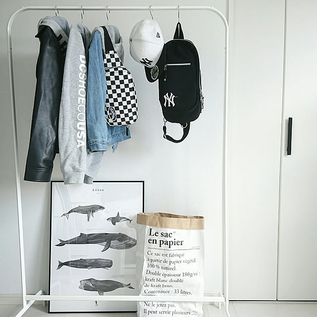 On Walls,モノトーン,モノトーンインテリア,北欧,白黒グレー,IKEA,子供部屋,息子部屋,男の子の部屋,収納,見せる収納,kids room,Insta⏩mayumimi.24 mimi24の部屋