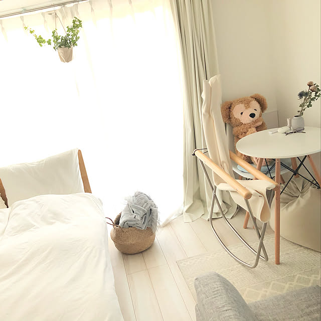 観葉植物,IKEA,一人暮らし,無印良品,ホワイトインテリア,ドライフラワー,Overview,イームズ,ダッフィー,ニーチェア,Francfranc,1K,unico,3COINS,ニトリ,北欧 Chicoの部屋