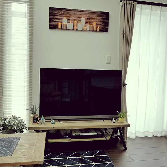 Lounge,いつもありがとうございます♡,フォローありがとうございます❤️,プリーツスクリーン,リビングテーブル,ナチュラルインテリア,アートポスター,ニトリ,テレビ台DIY michikone-99の部屋
