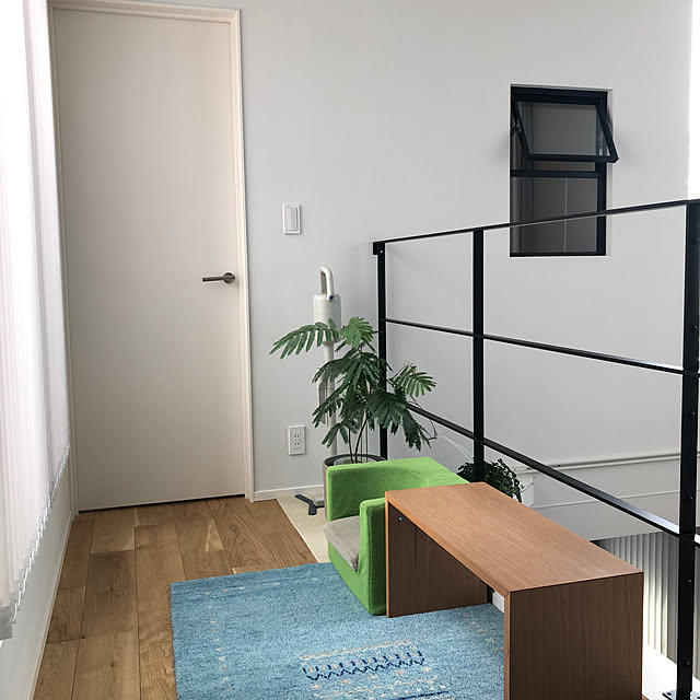 Overview,エバーフレッシュ,DAIKENのドア,建具,コの字の家具,癒しスペース,ギャッペラグ,観葉植物,無印良品 m_um.の部屋