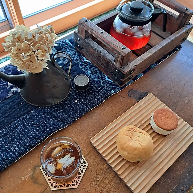 Overview,カフェ風インテリア,古民家カフェ,古道具,蚤の市,骨董,古材風,紫陽花,ドライフラワー,紫陽花ドライ,花手水,和箪笥,文机,火鉢,オイルさし,古道具のある暮らし,楽しい暮らし,心地よい暮らし,おうち時間,居心地の良い家,ガーデン雑貨,アンティーク,インテリア,イベント参加,はなのある暮らし,スノコトレイ,古布のある暮らし,三枚投稿,niko and… kazuraの部屋